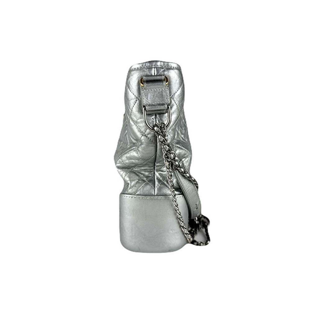 CHANEL Silver Leather Shoulder Bag - Picture 2 of 13